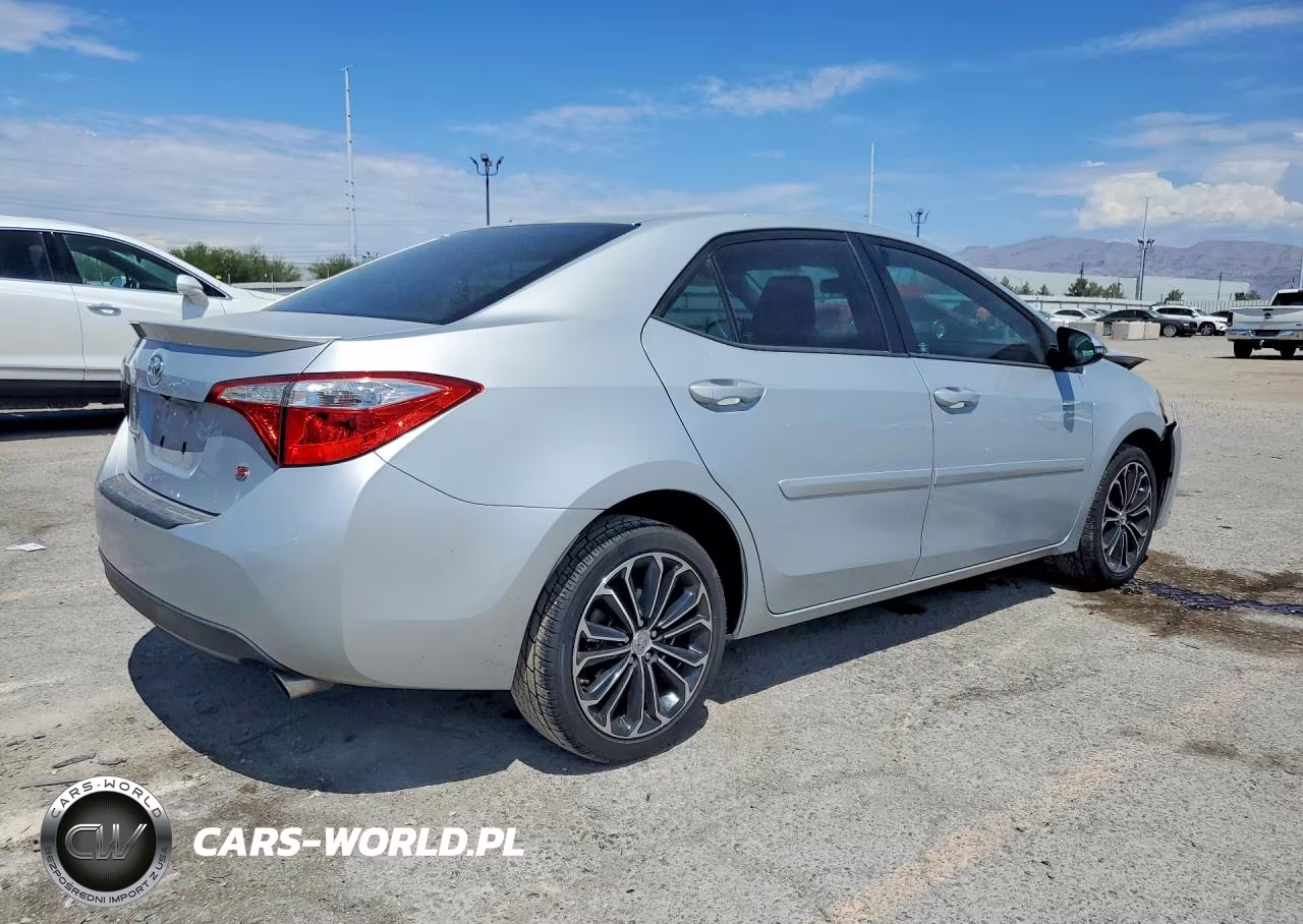 2016 Toyota Corolla S Plus VIN:2T1BURHE5GC731332 - 3