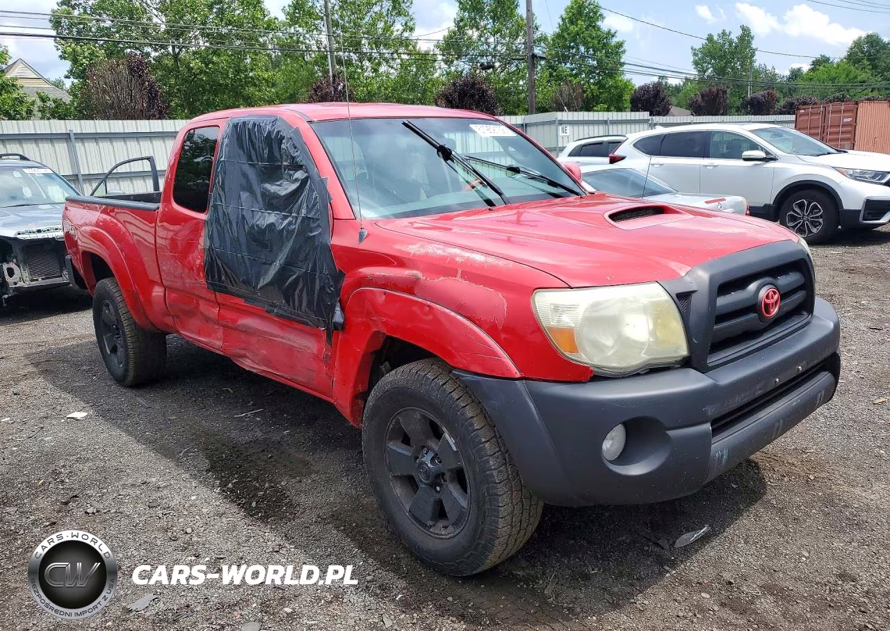 2005 Toyota Tacoma Access Cab VIN:5TEUU42N75Z028522 - 4