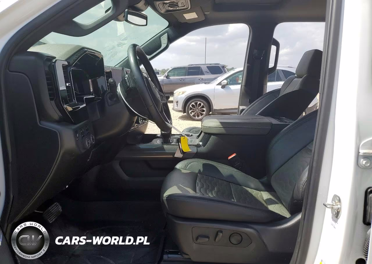 2025 Chevrolet Silverado K1500 Zr2 VIN:3GCUKHE83SG292766 - 7