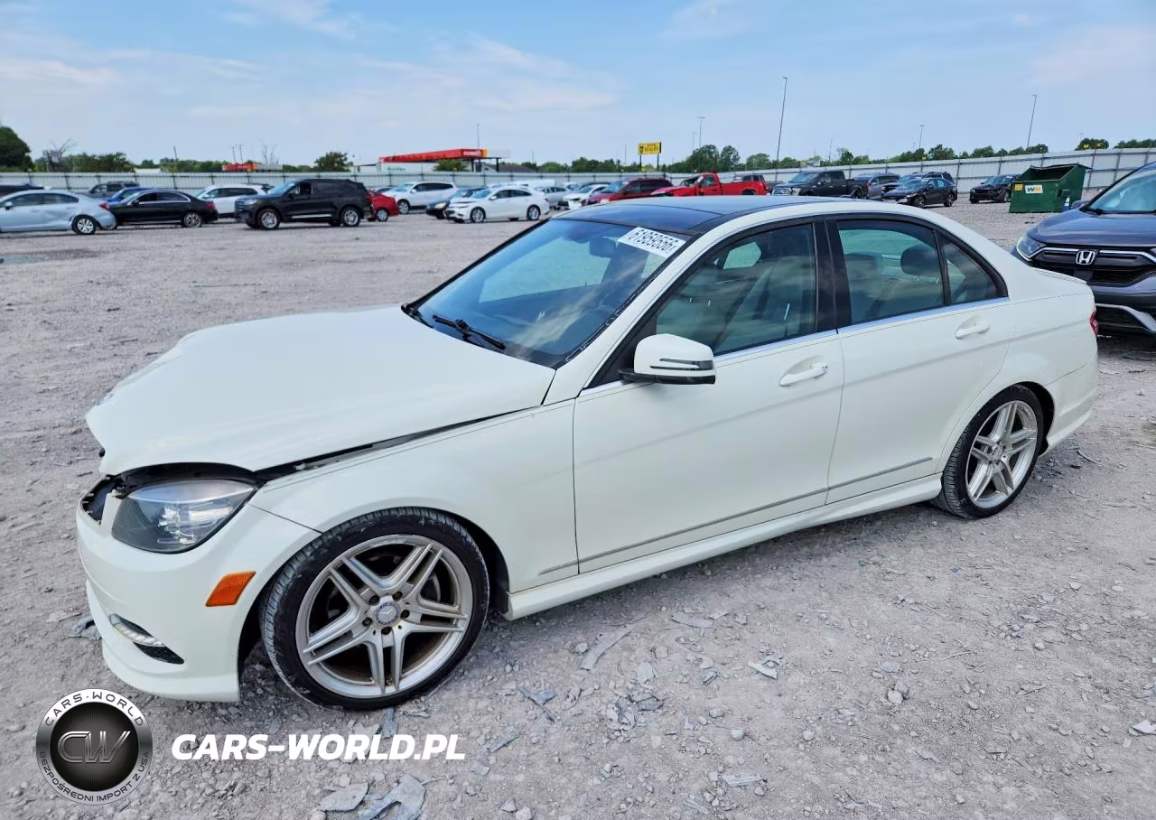 2011 Mercedes-Benz C 300 4Matic – zdjęcie 1 z 12