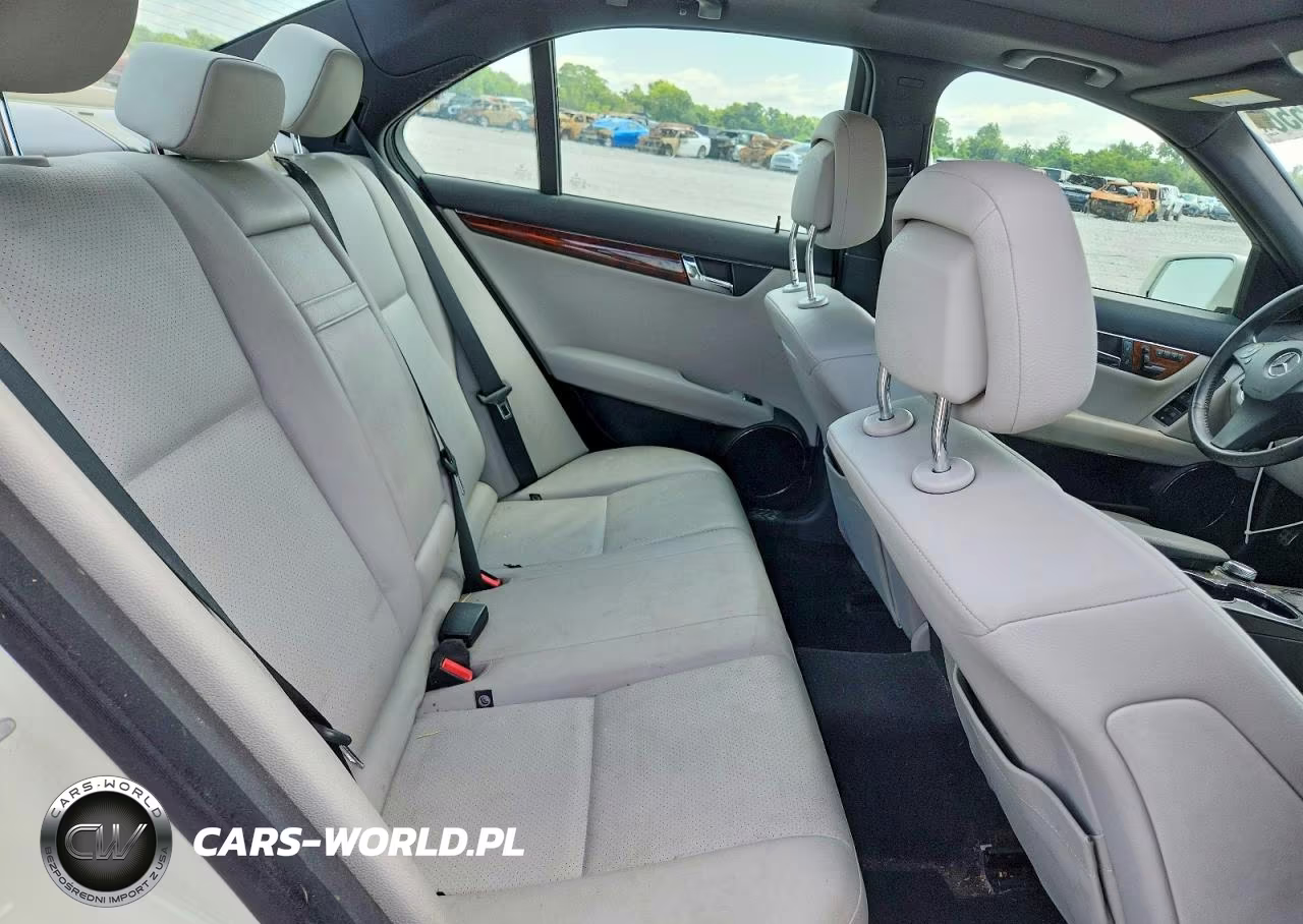 2011 Mercedes-Benz C 300 4Matic VIN:WDDGF8BB4BA505908 - 10