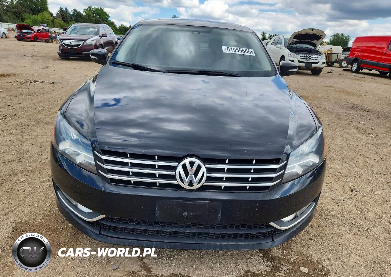2014 Volkswagen Passat Sel VIN:1VWCN7A38EC074043 - 5