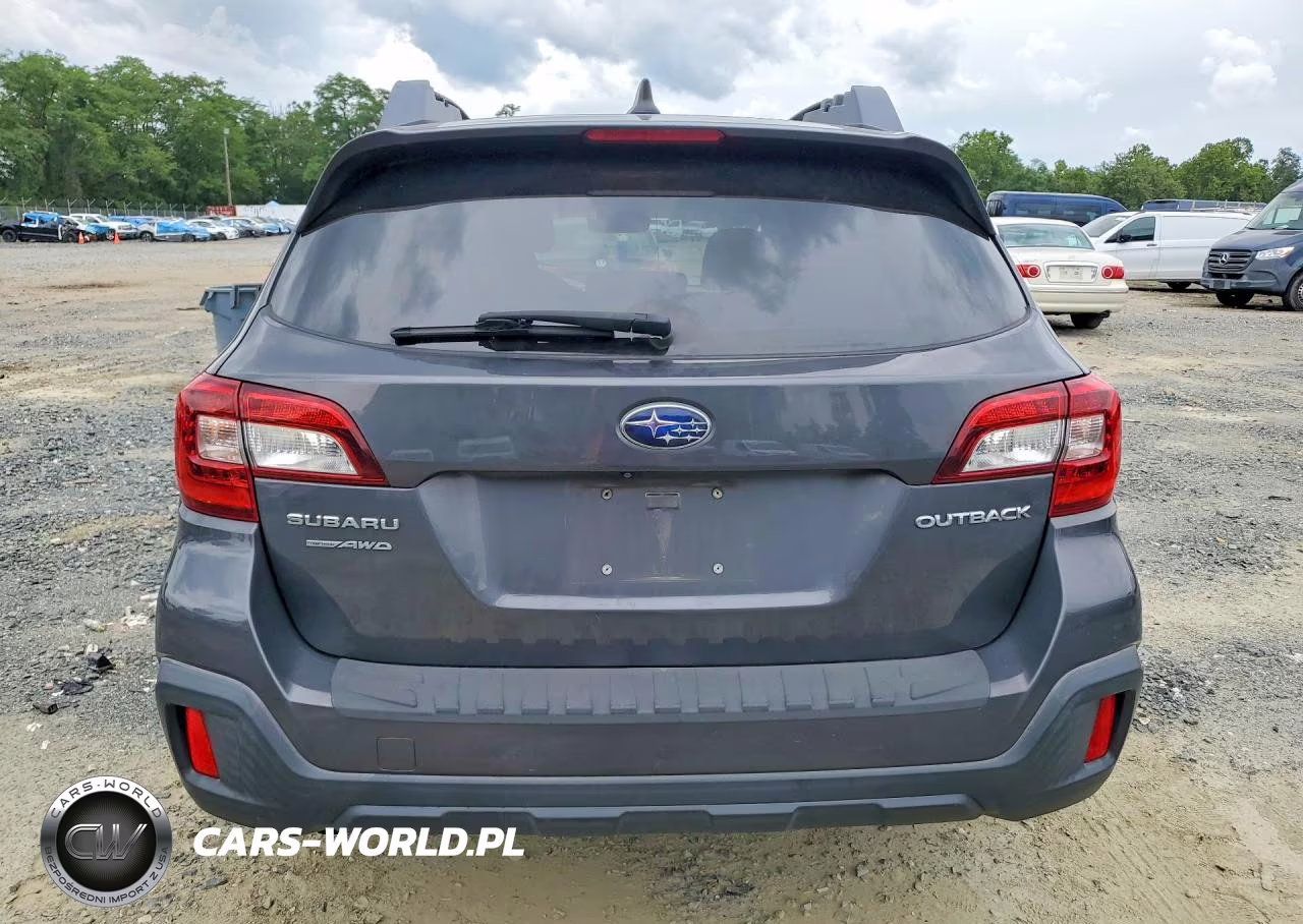 2018 Subaru Outback 2.5I Premium VIN:4S4BSACC7J3353748 - 6