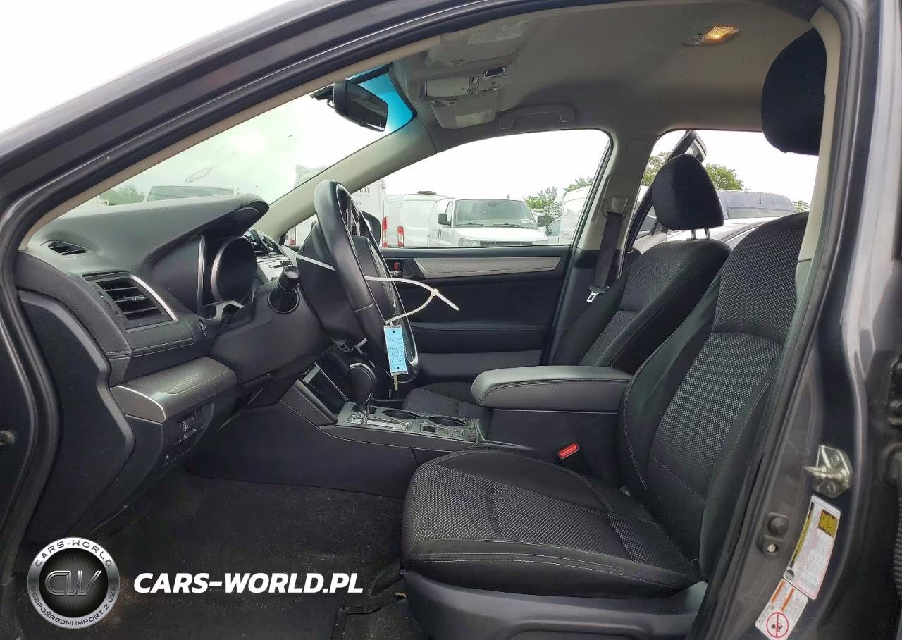 2018 Subaru Outback 2.5I Premium VIN:4S4BSACC7J3353748 - 7