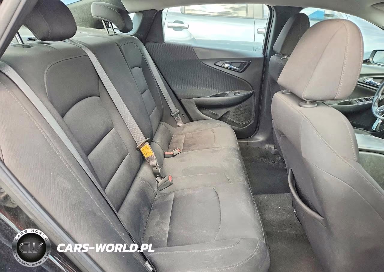 2019 Chevrolet Malibu Ls VIN:1G1ZC5ST6KF208301 - 10