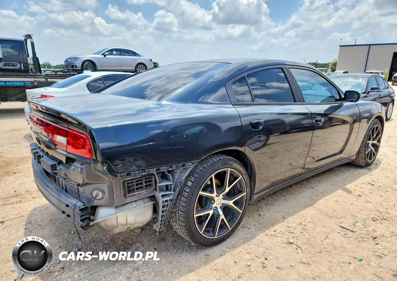 2013 Dodge Charger Se VIN:2C3CDXBG8DH554414 - 3