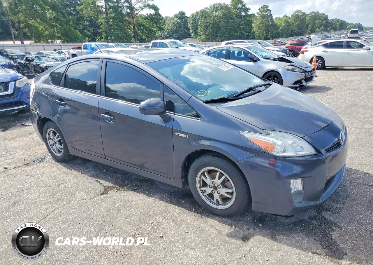2011 Toyota Prius Three VIN:JTDKN3DU6B0312464 - 4