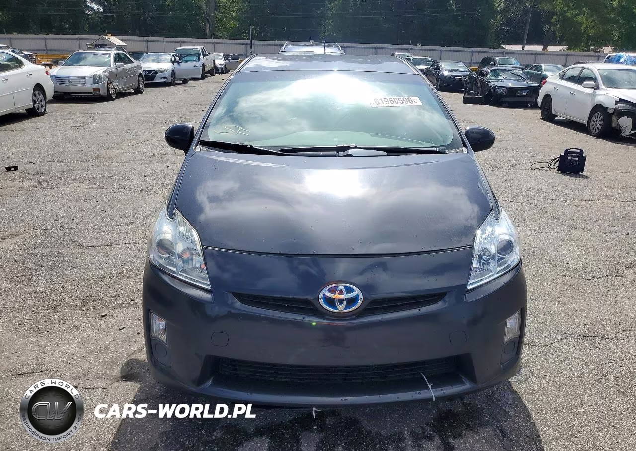 2011 Toyota Prius Three VIN:JTDKN3DU6B0312464 - 5