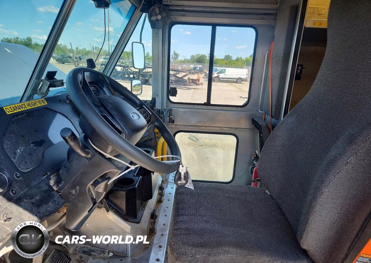 2021 Ford F59 Delivery Truck VIN:1F65F5KN9M0A01411 - 7