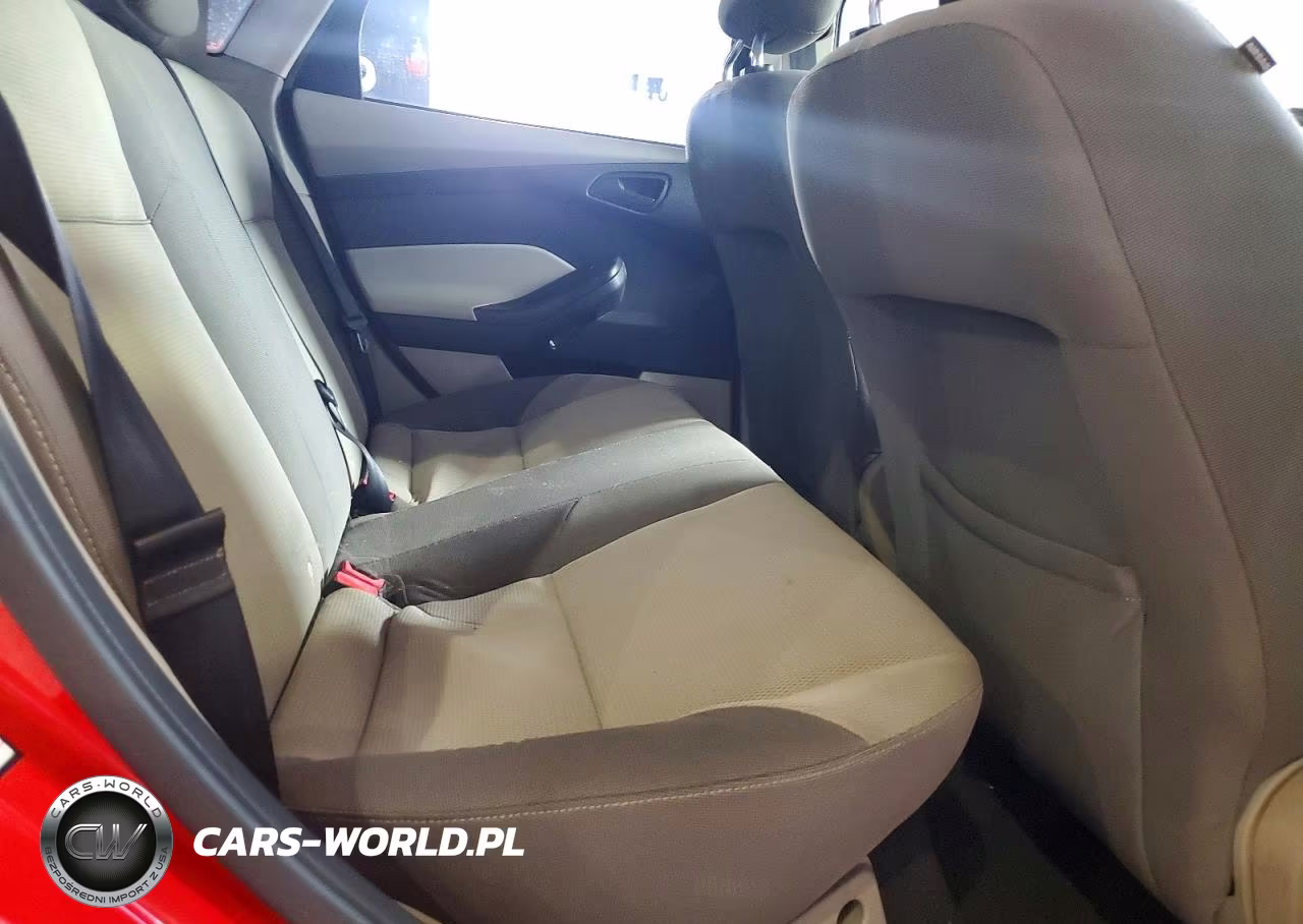 2012 Ford Focus Se VIN:1FAHP3F20CL123430 - 10