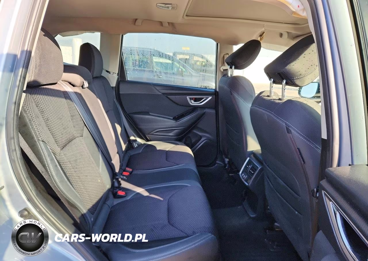2021 Subaru Forester Premium VIN:JF2SKAJC2MH592415 - 11
