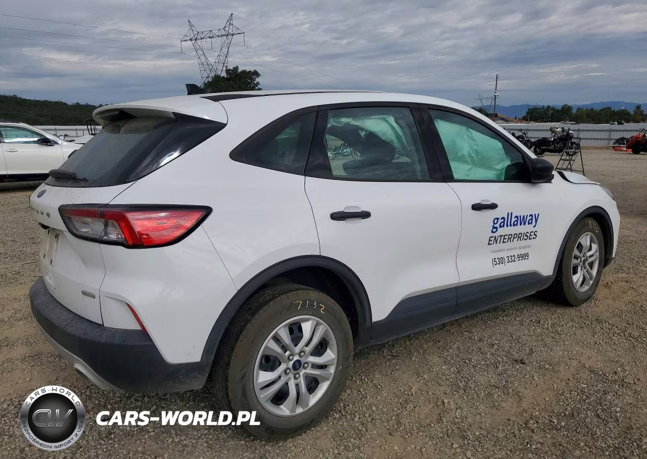 2020 Ford Escape S VIN:1FMCU0F61LUA84271 - 3