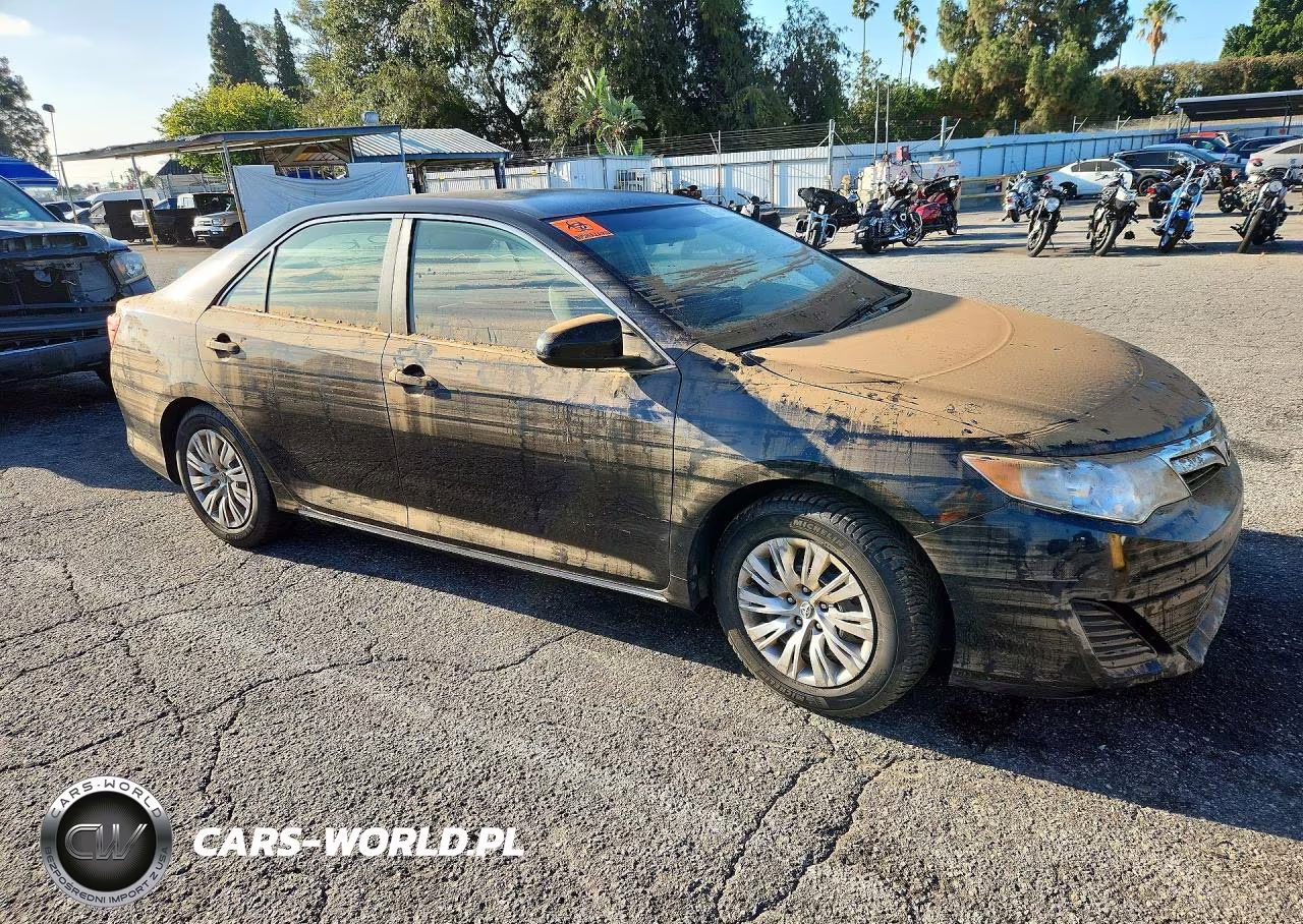 2013 Toyota Camry Le VIN:4T1BF1FK7DU651335 - 4