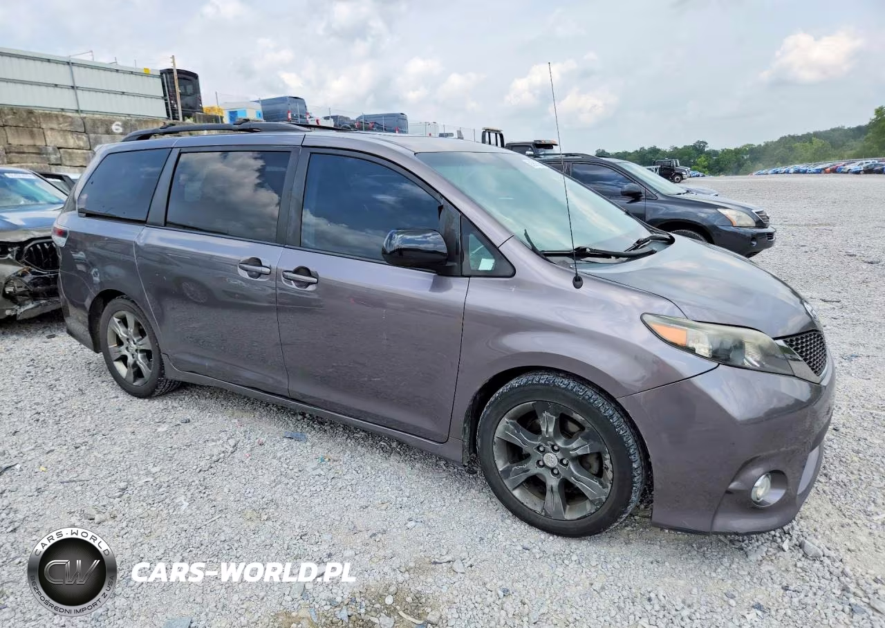 2011 Toyota Sienna Sport VIN:5TDXK3DC8BS094885 - 4