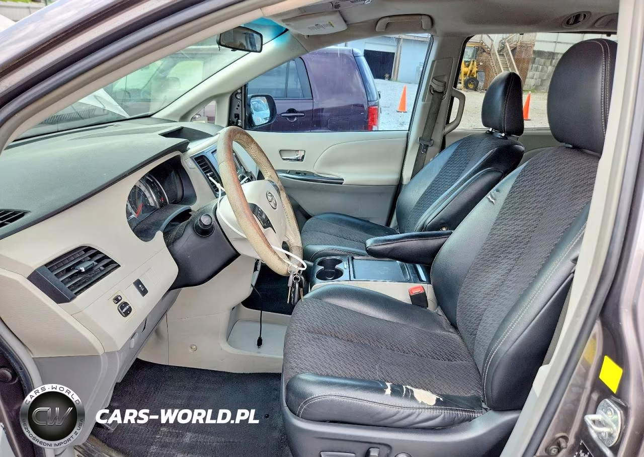 2011 Toyota Sienna Sport VIN:5TDXK3DC8BS094885 - 7