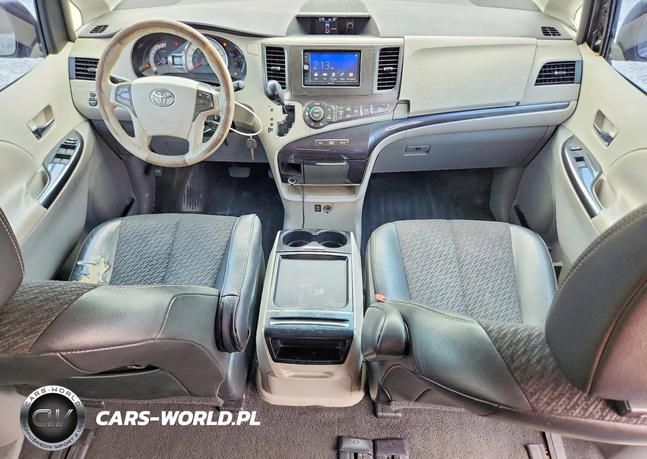 2011 Toyota Sienna Sport VIN:5TDXK3DC8BS094885 - 8