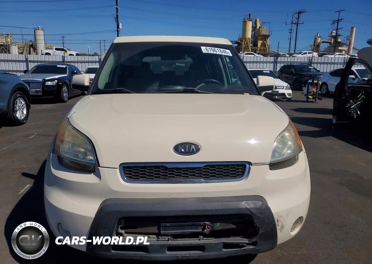 2010 Kia Soul + VIN:KNDJT2A27A7038423 - 5