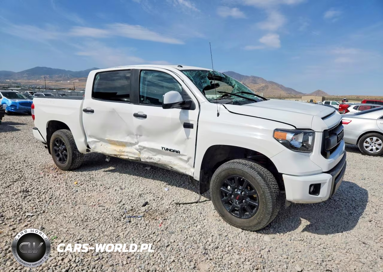 2017 Toyota Tundra Trd Pro VIN:5TFDY5F17HX637610 - 4