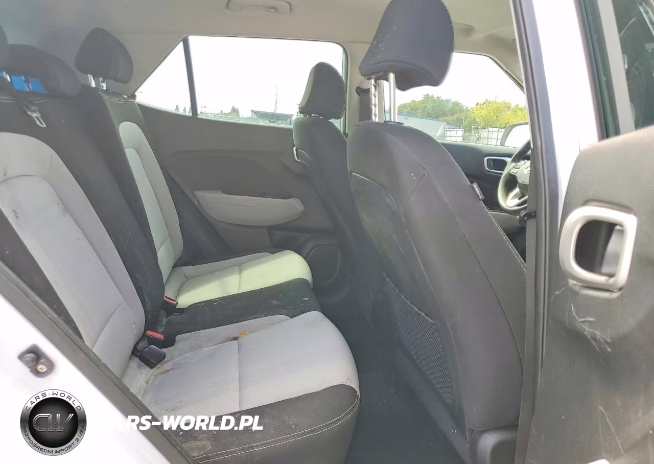2020 Hyundai Venue Sel VIN:KMHRC8A35LU017746 - 10