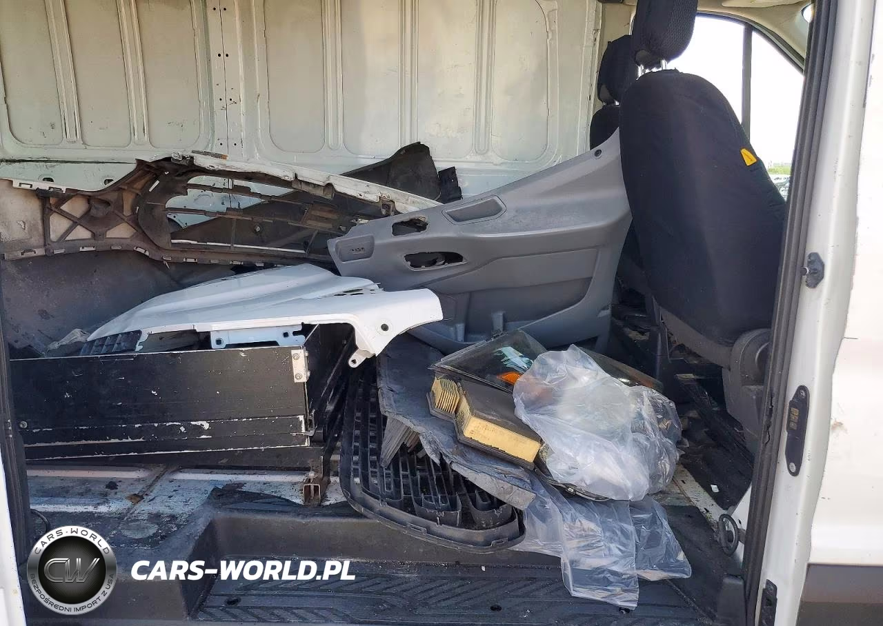 2019 Ford Transit T-250 VIN:1FTYR2CM8KKA18112 - 10