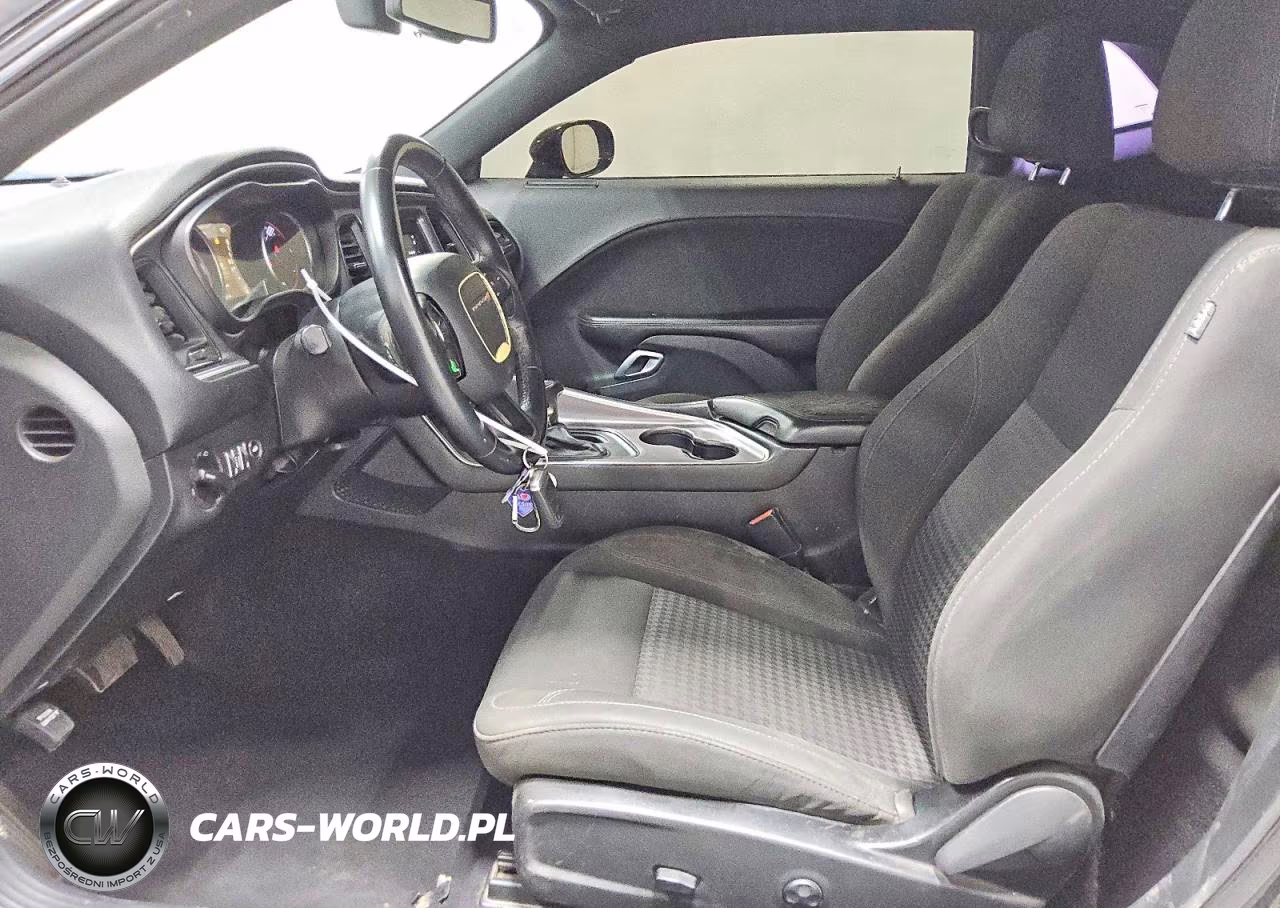 2019 Dodge Challenger Sxt VIN:2C3CDZGG8KH607310 - 7