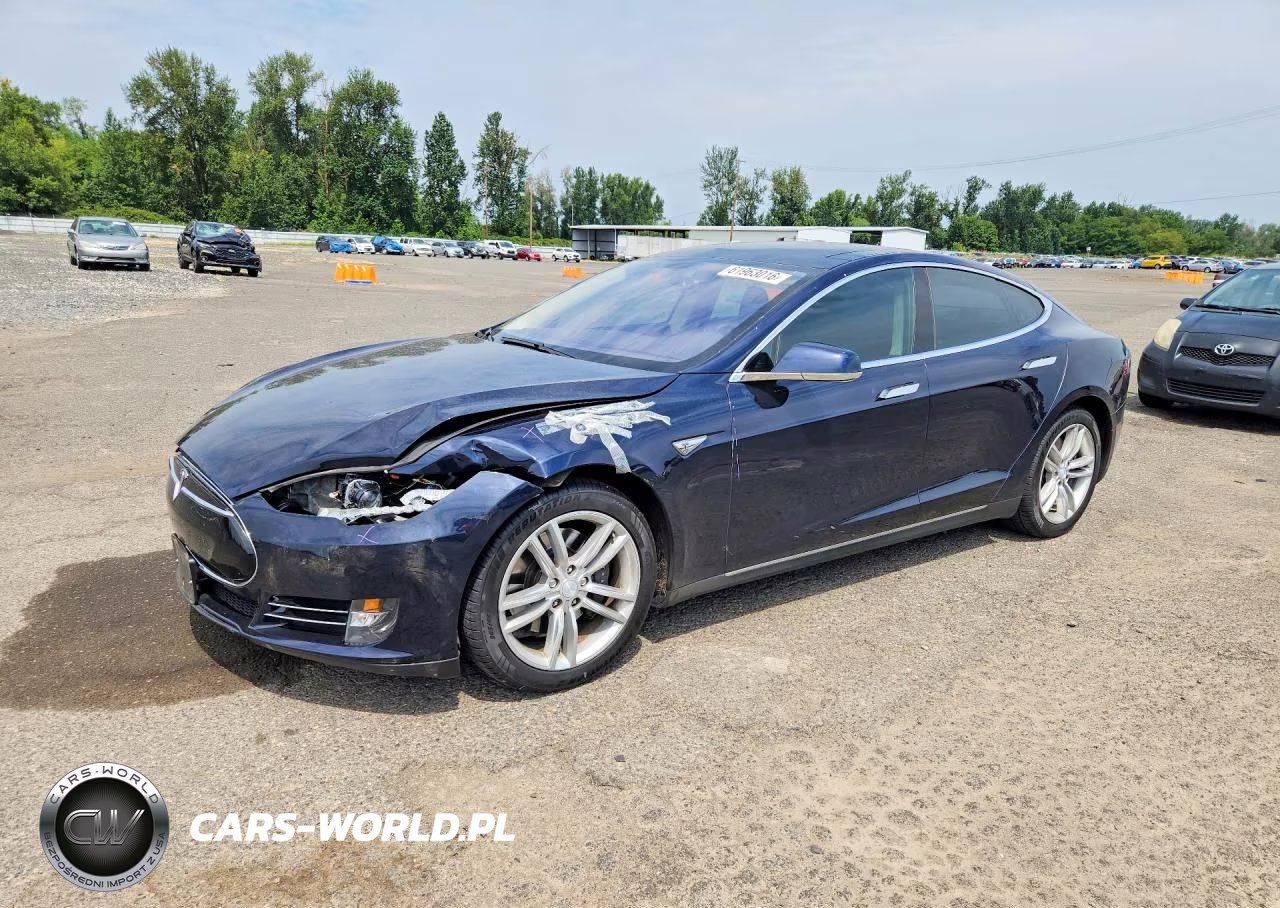 2013 Tesla Model S