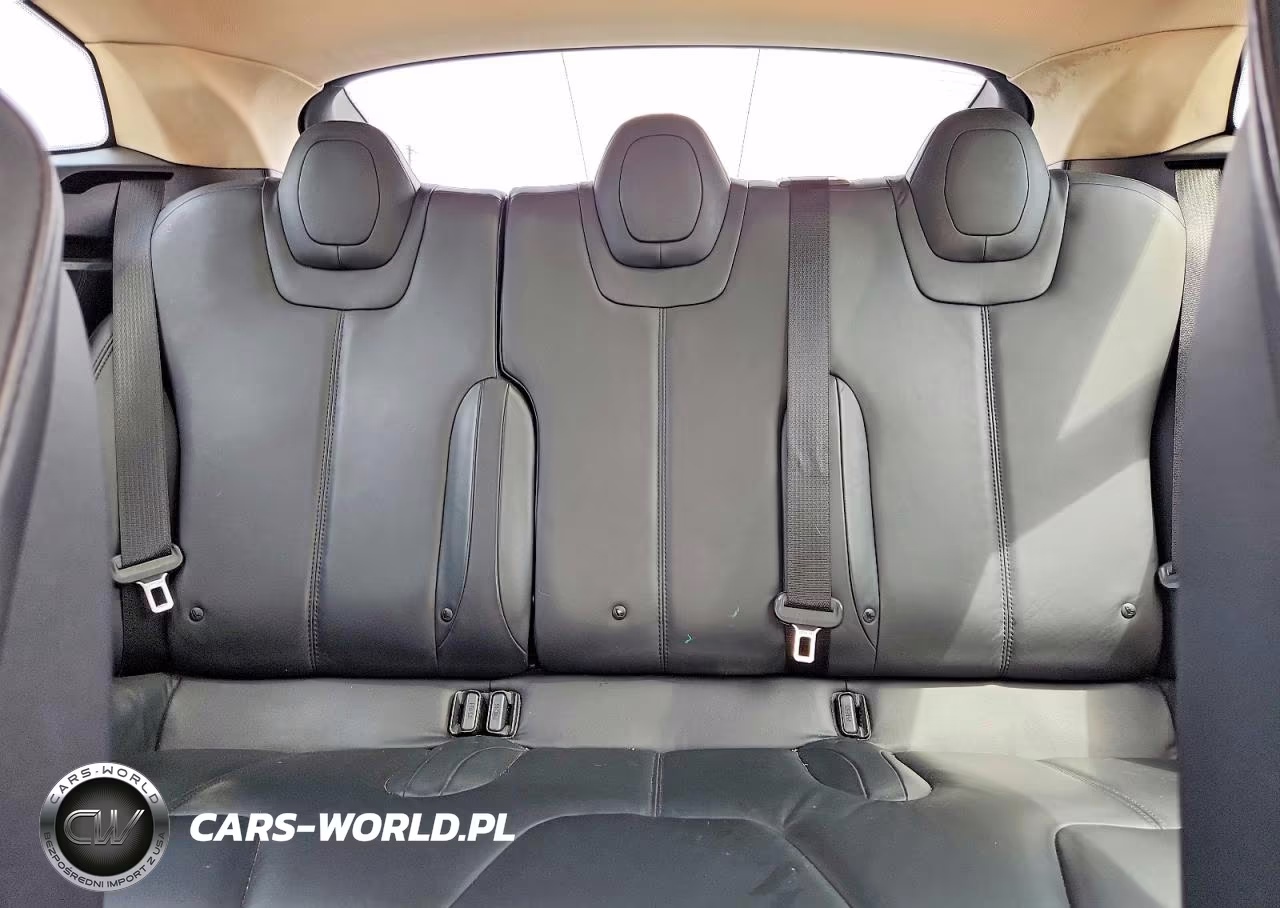 2013 Tesla Model S VIN:5YJSA1CN5DFP19528 - 10