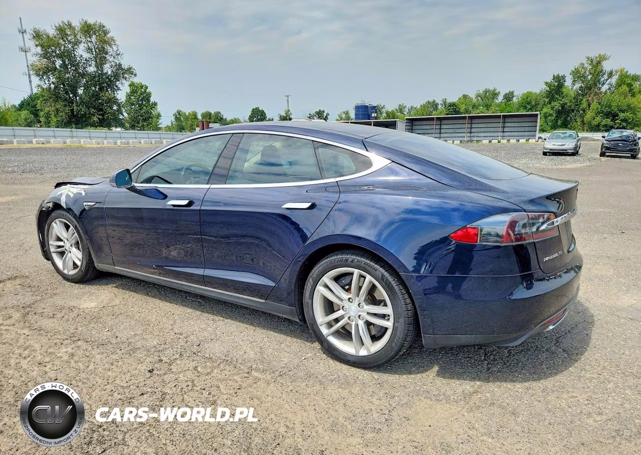 2013 Tesla Model S VIN:5YJSA1CN5DFP19528 - 2