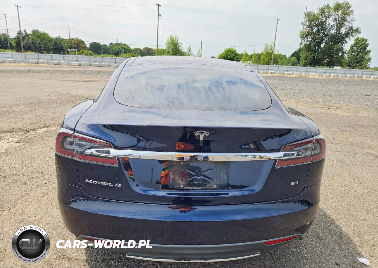 2013 Tesla Model S VIN:5YJSA1CN5DFP19528 - 6