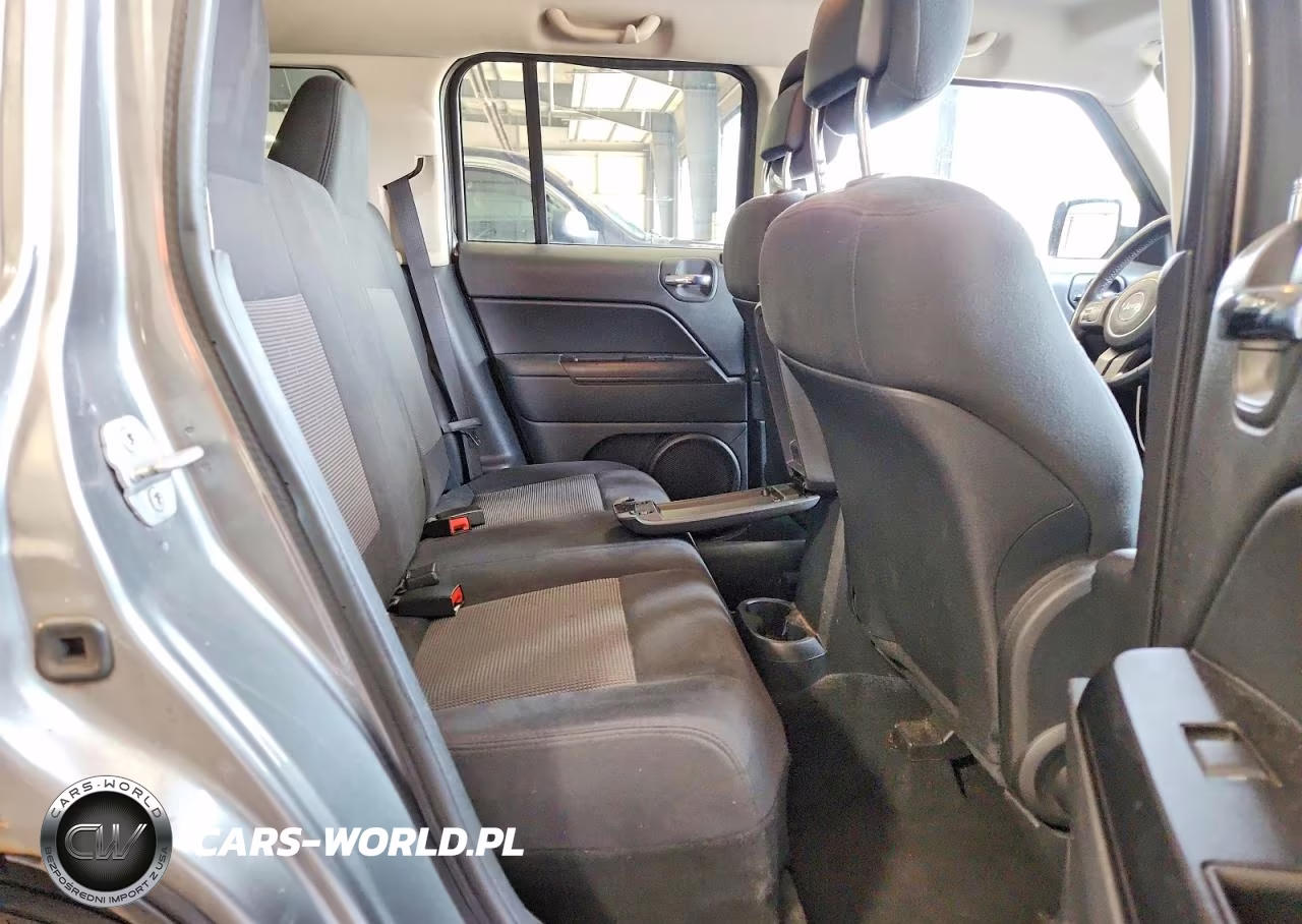 2011 Jeep Patriot Sport VIN:1J4NF1GB1BD256168 - 10