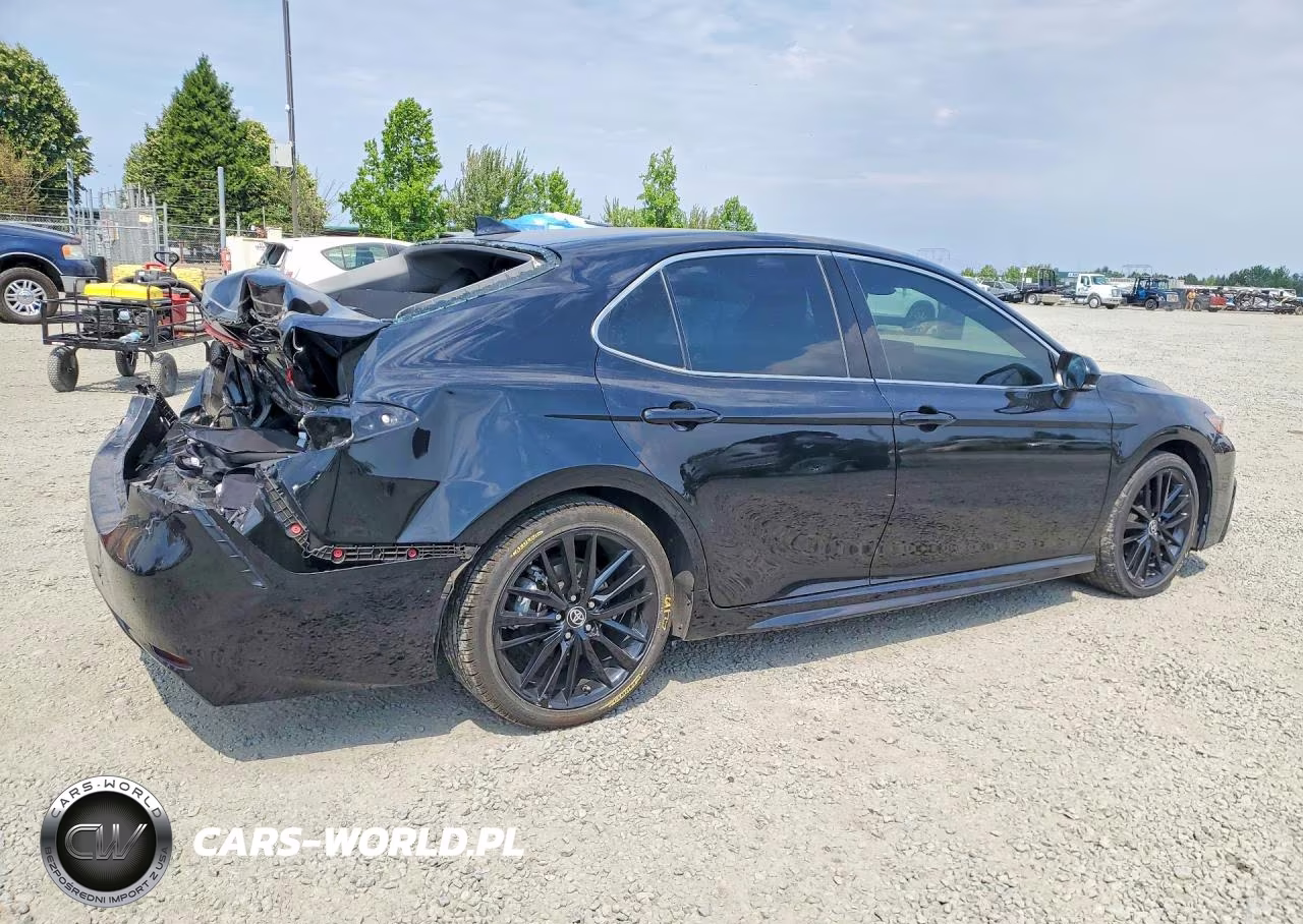2023 Toyota Camry Xse VIN:4T1K31AKXPU619824 - 3