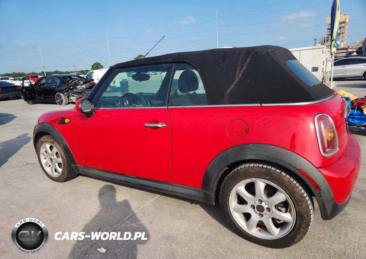 2010 Mini Cooper VIN:WMWMR3C53ATZ19214 - 2