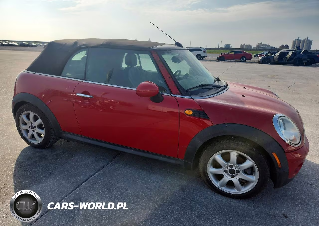 2010 Mini Cooper VIN:WMWMR3C53ATZ19214 - 4