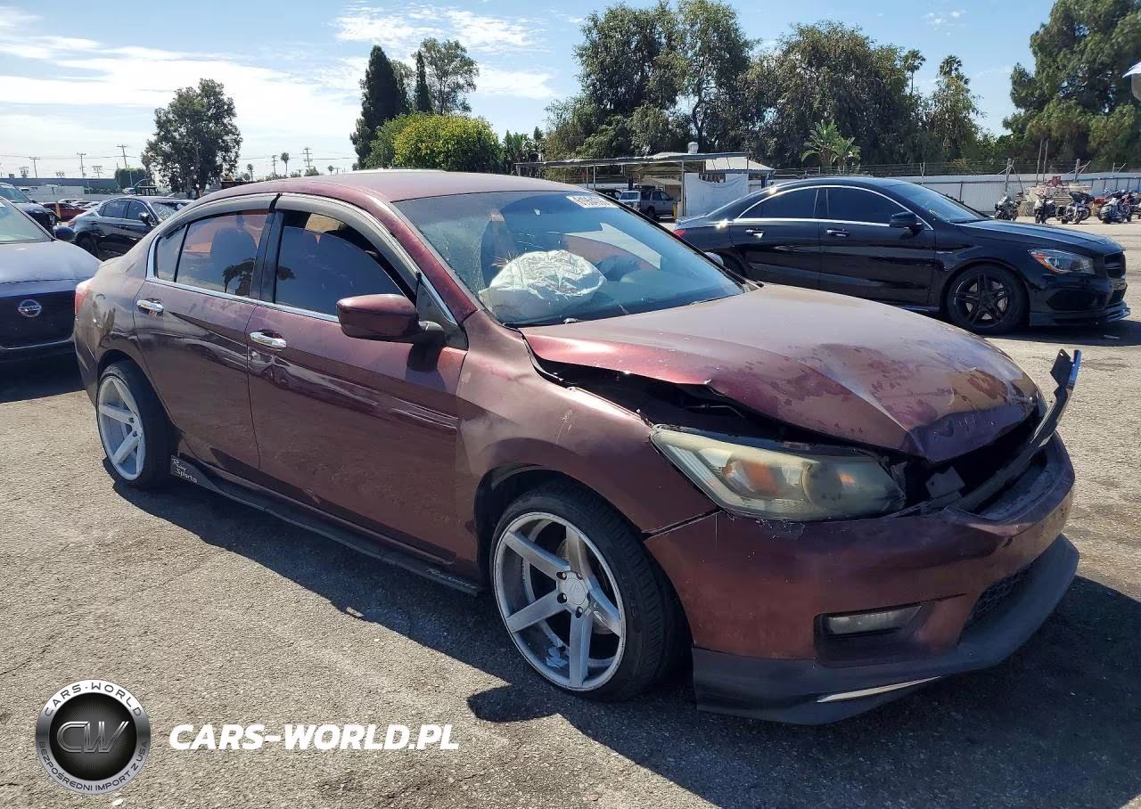 2015 Honda Accord Sport VIN:1HGCR2F59FA231470 - 4
