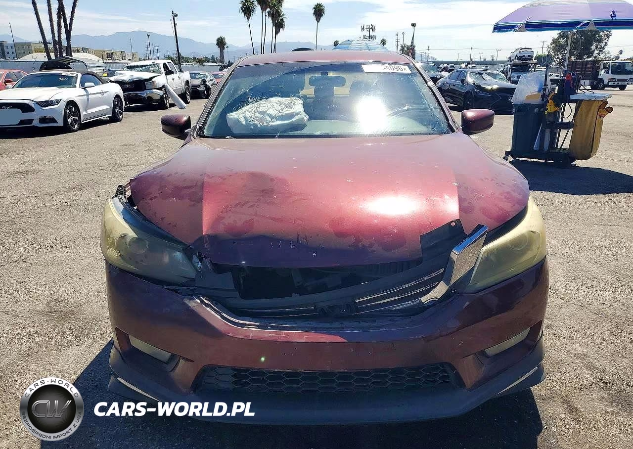 2015 Honda Accord Sport VIN:1HGCR2F59FA231470 - 5