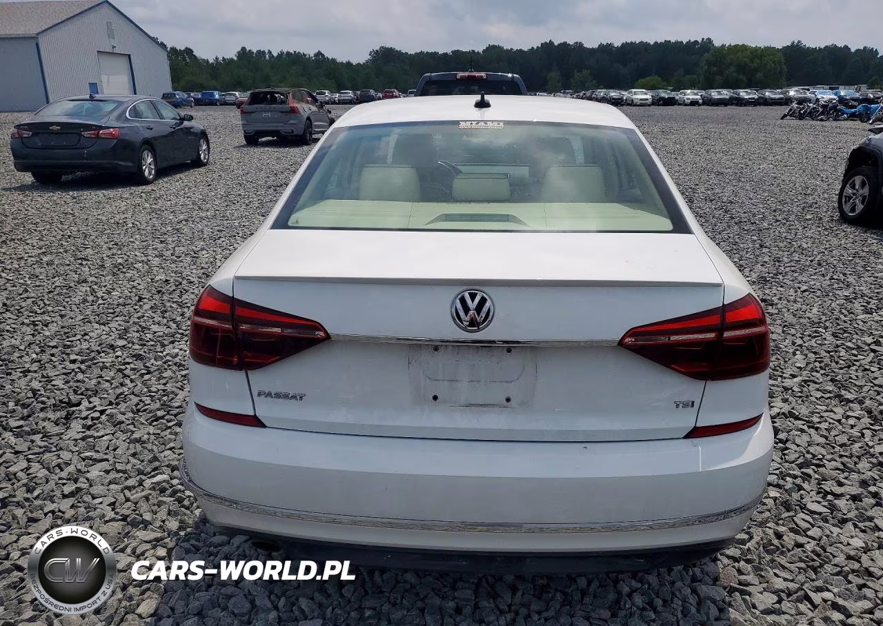 2017 Volkswagen Passat R-Line VIN:1VWDT7A30HC044887 - 6
