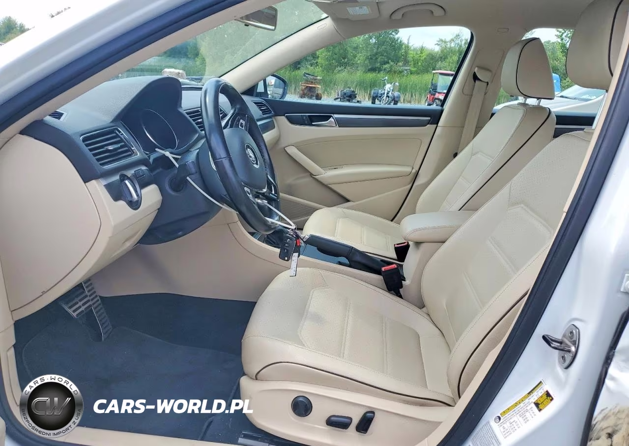 2017 Volkswagen Passat R-Line VIN:1VWDT7A30HC044887 - 7