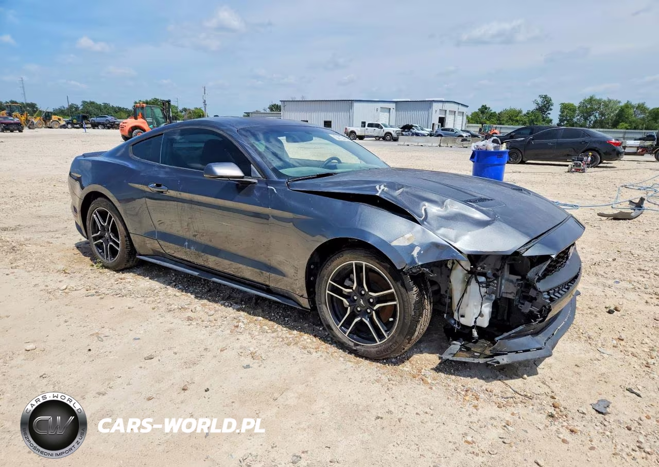 2020 Ford Mustang VIN:1FA6P8TH2L5138626 - 4