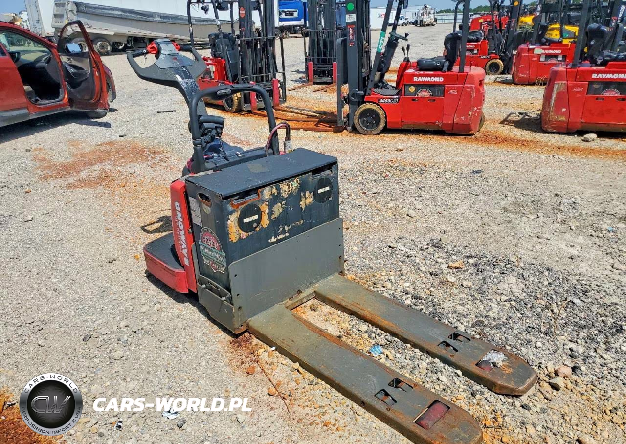 2016 Raymond 8410 Pallet Jack