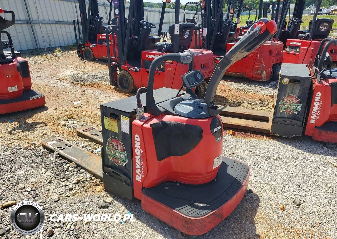 2016 Raymond 8410 Pallet Jack VIN:00000008411629622 - 3