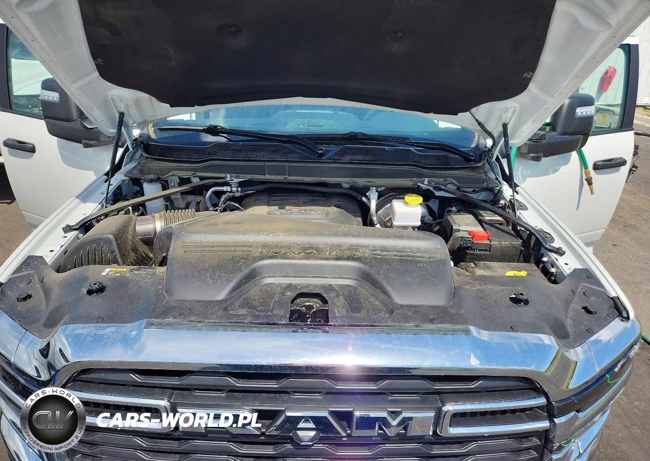 2026 Ram 2500 Big Horn VIN:3C6UR5DJ8TG273850 - 11