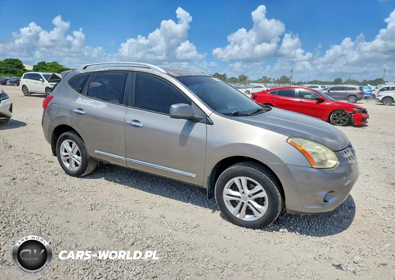 2012 Nissan Rogue VIN:JN8AS5MT8CW609732 - 4