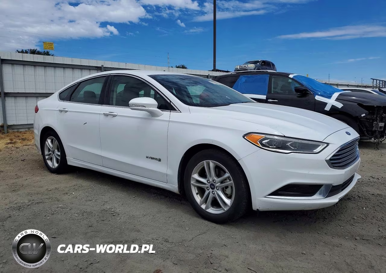 2018 Ford Fusion Se Hybrid VIN:3FA6P0LU7JR171548 - 4