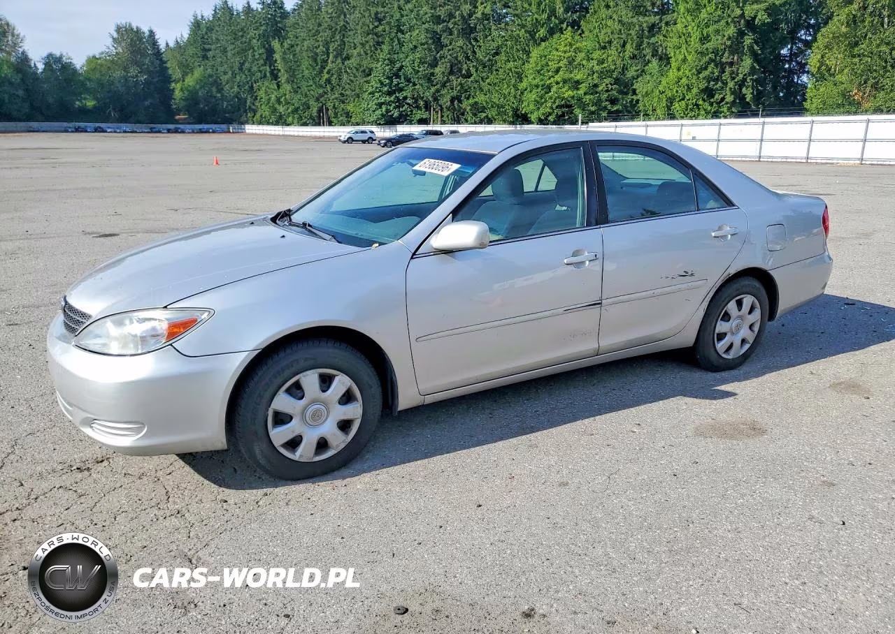 2004 Toyota Camry Le
