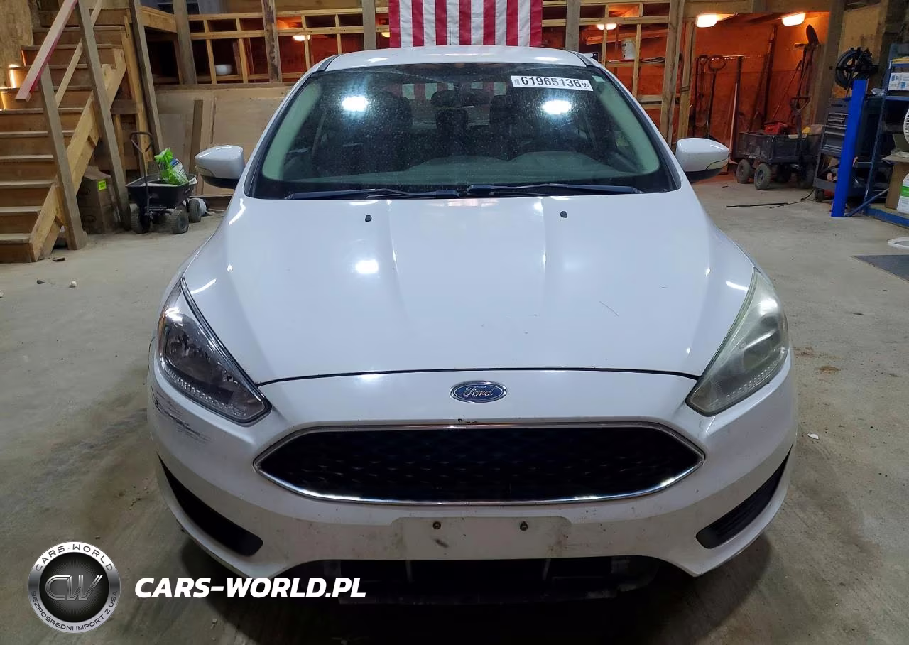 2016 Ford Focus Se VIN:1FADP3K27GL217394 - 5
