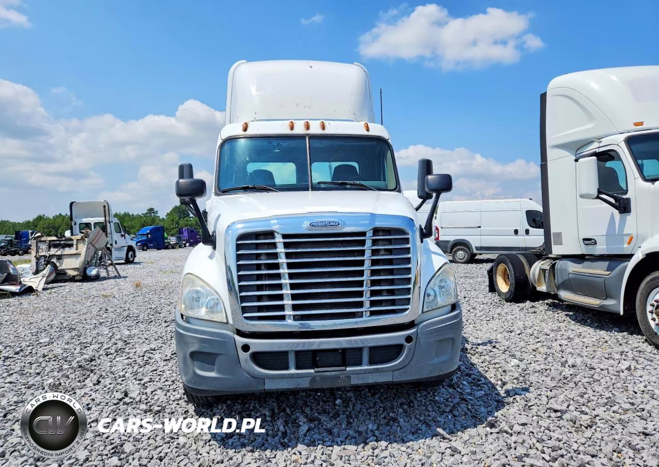 2015 Freightliner Cascadia Semi Truck VIN:1FUBGEDV5FLGH4778 - 5