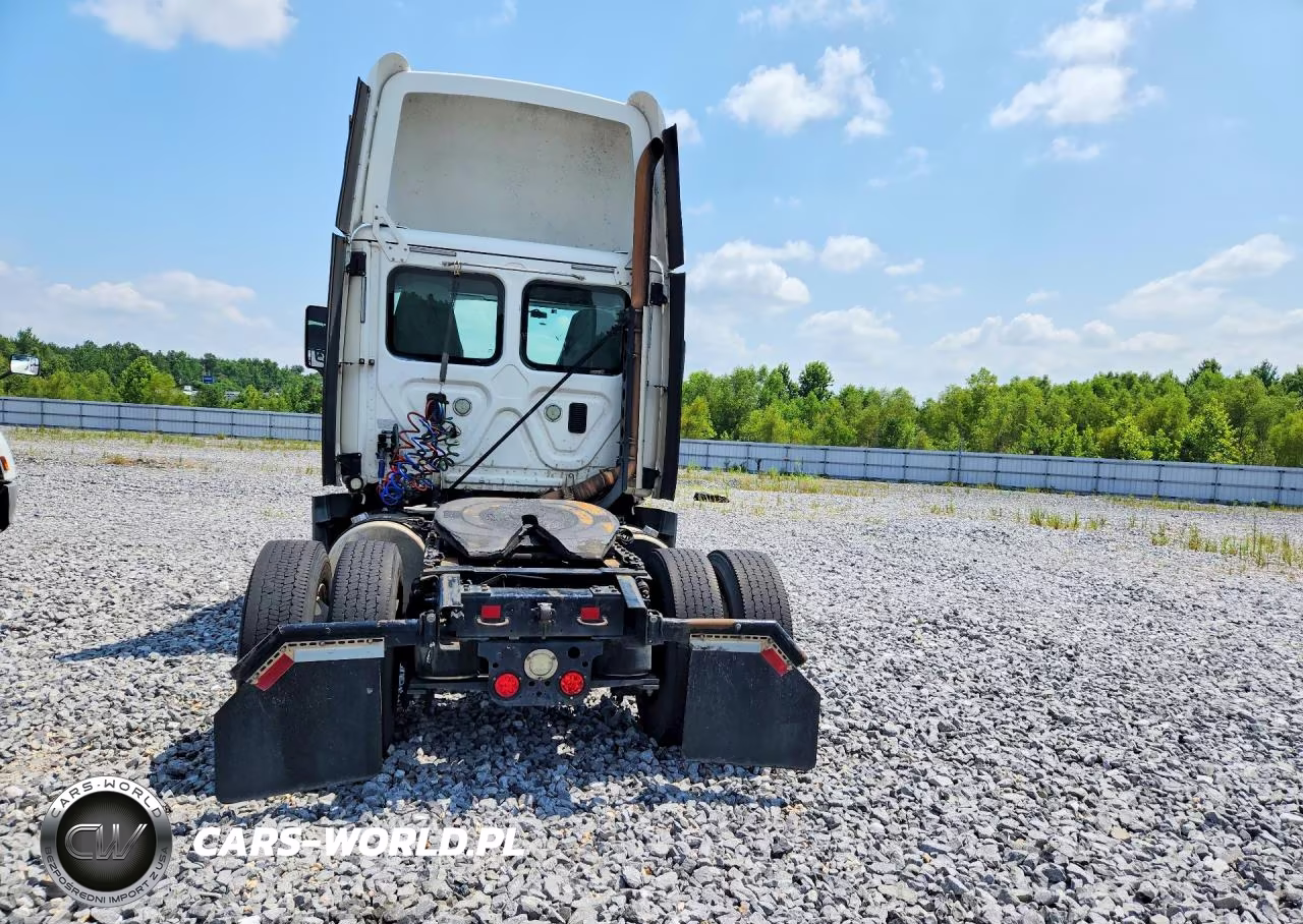 2015 Freightliner Cascadia Semi Truck VIN:1FUBGEDV5FLGH4778 - 6