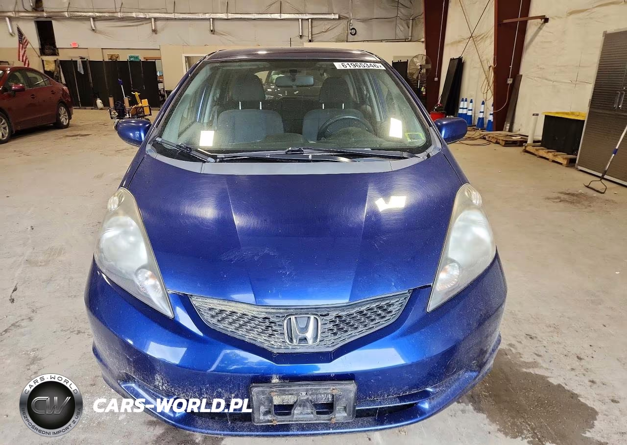 2013 Honda Fit VIN:JHMGE8G38DC066569 - 5