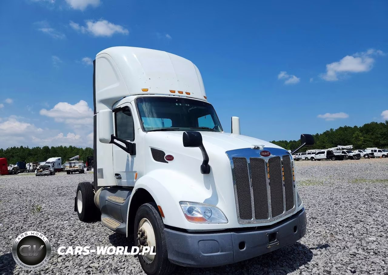 2015 Peterbilt 579 Semi Truck VIN:1XPBA48X3FD299398 - 4