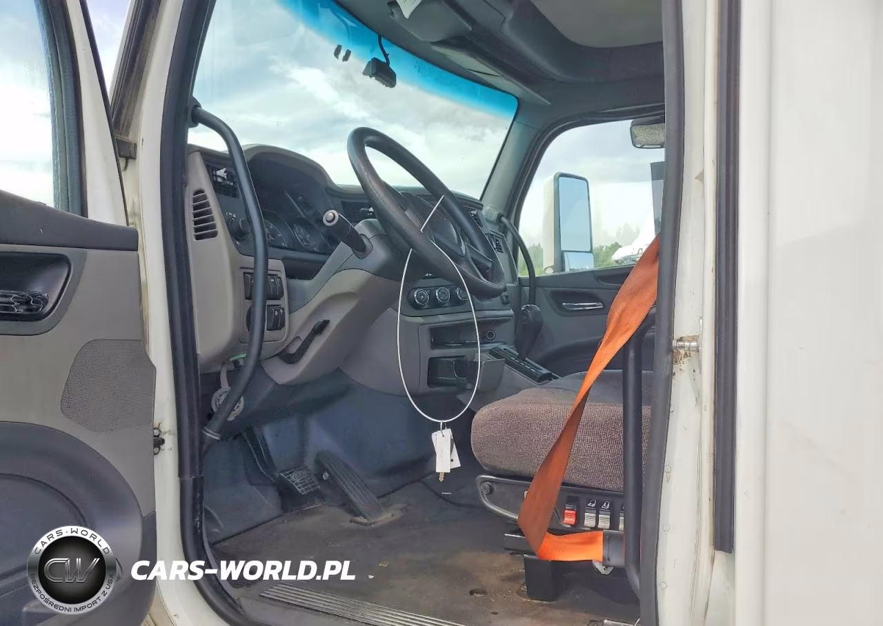 2015 Peterbilt 579 Semi Truck VIN:1XPBA48X3FD299398 - 7